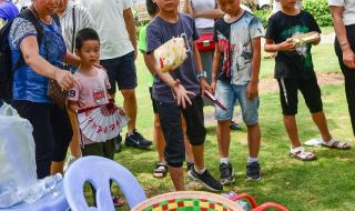 海峡两岸端午赛龙舟