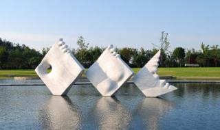 松江坐什么公交车能到佘山月湖雕塑公园 佘山月湖雕塑公园