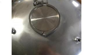 自建房在房顶上装个1吨不锈钢水塔 家用不锈钢水塔价格