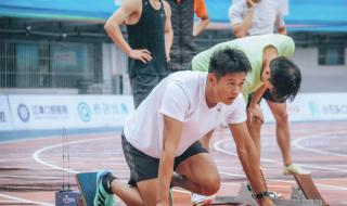 谢震业百米摘银 谢震业百米摘银