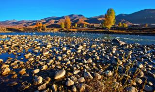 四川省甘孜州稻城县 四川省甘孜州稻城县