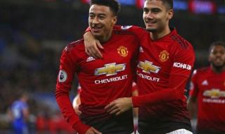 曼联夺得联赛杯冠军